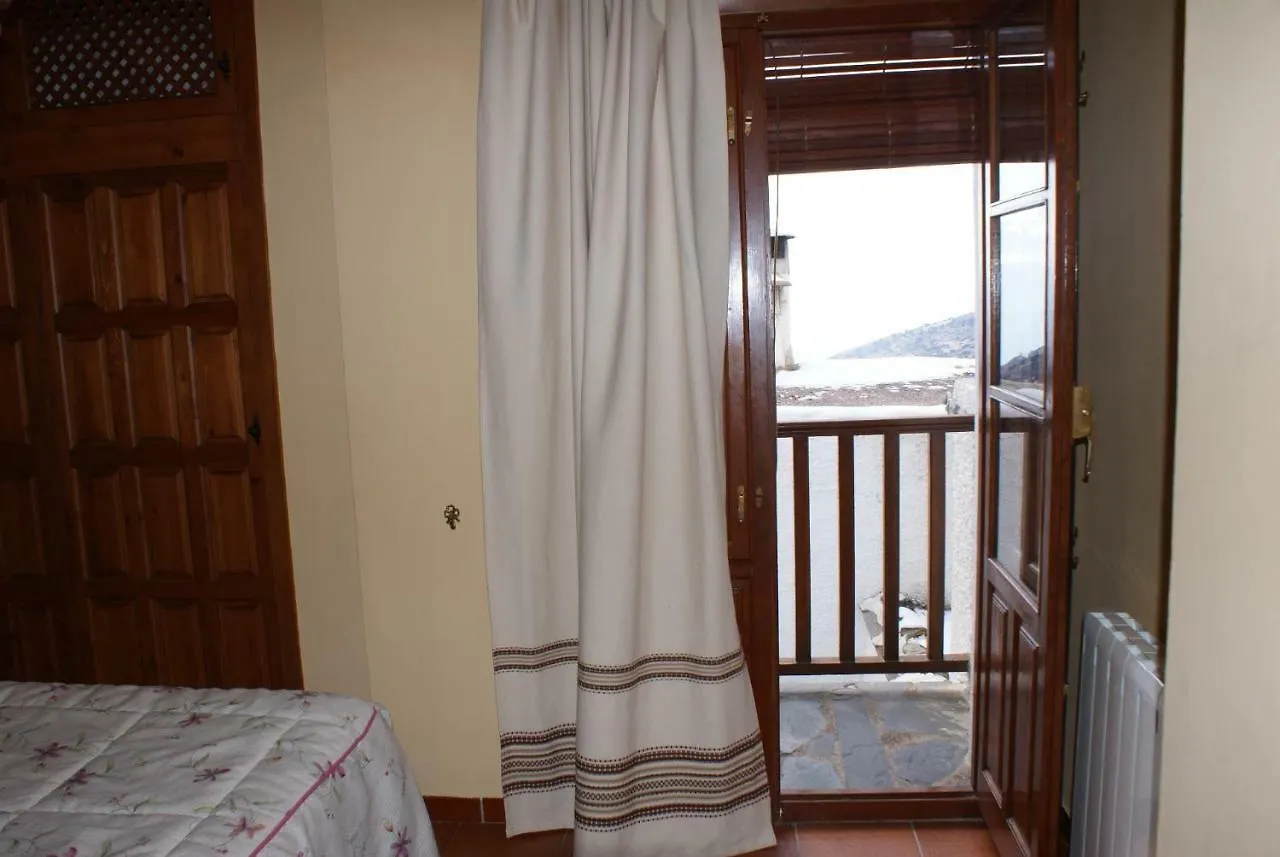 Casa De La Ermita Guest House Bubion Spain